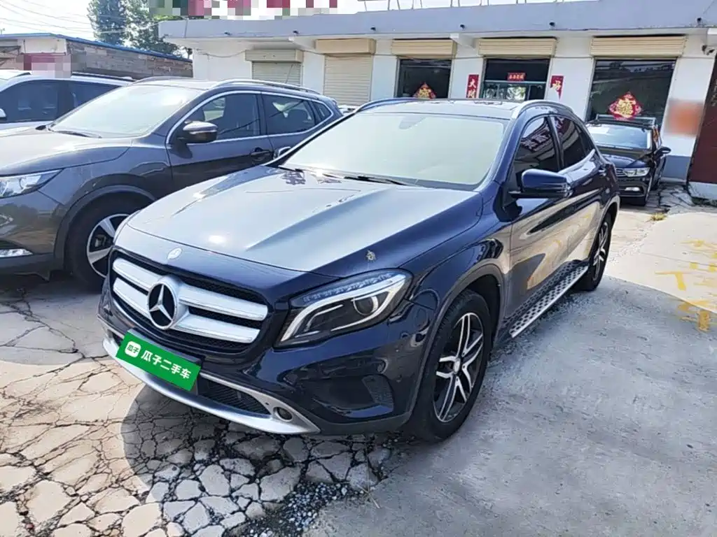 Mercedes-Benz GLA