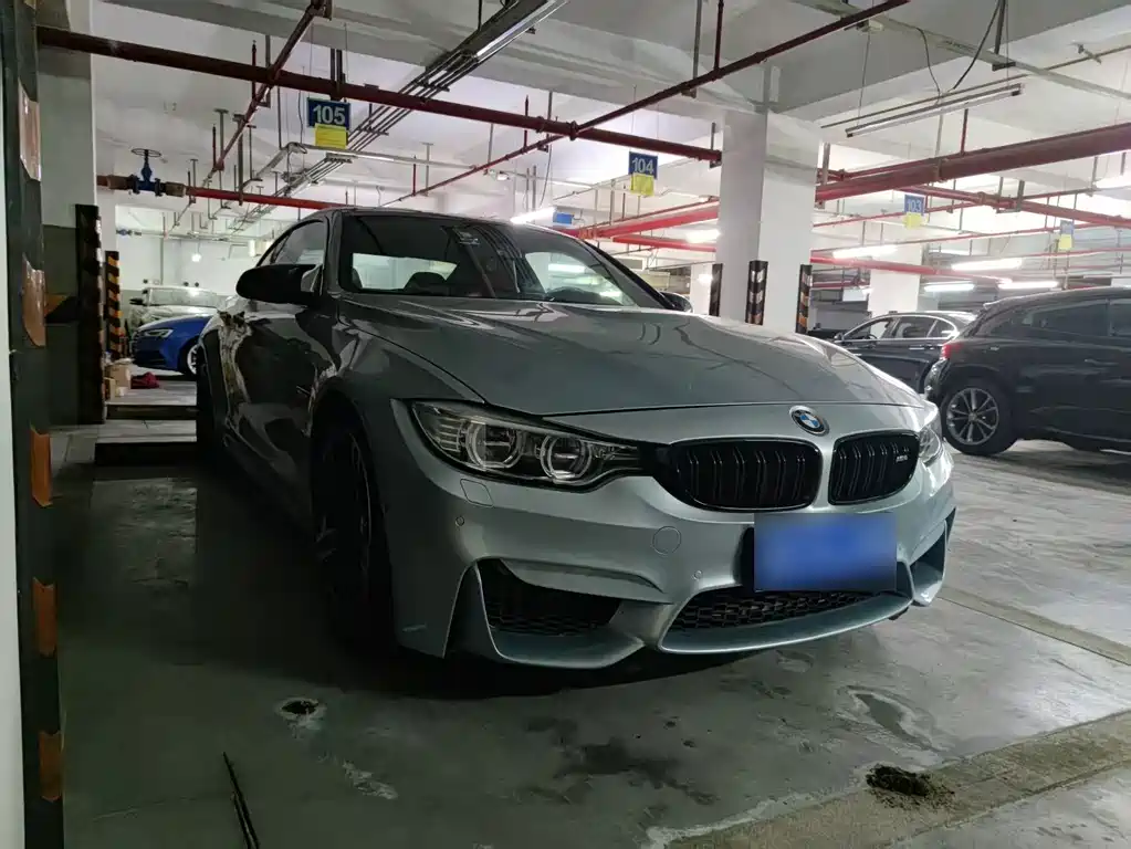 BMW M4 — миниатюра 3