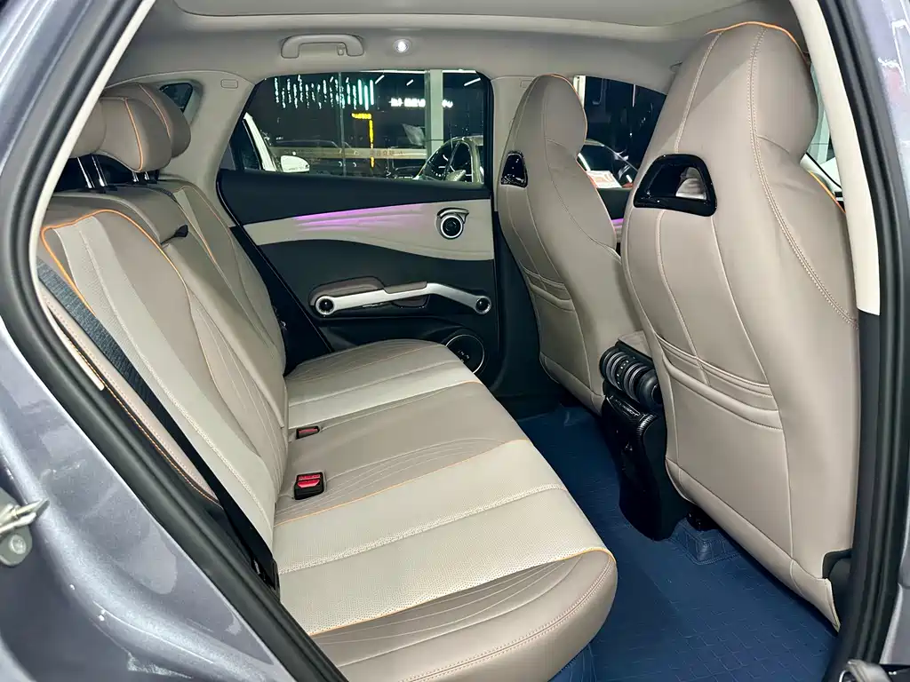BYD Yuan Plus — миниатюра 11