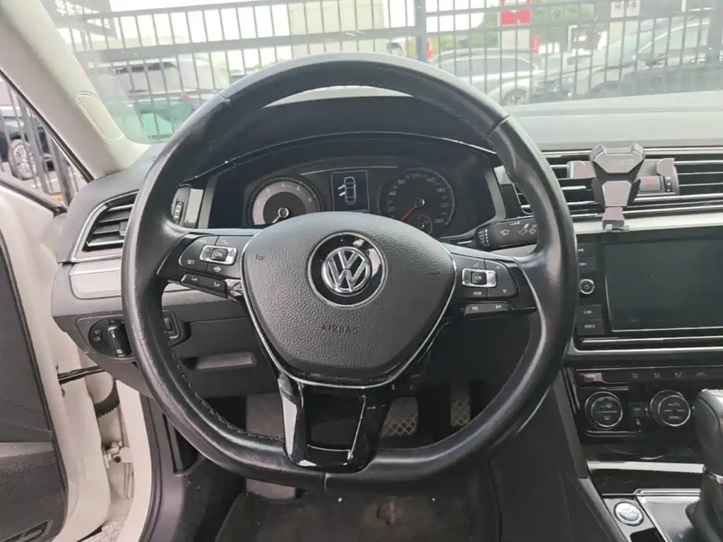 Volkswagen Lamando — миниатюра 11