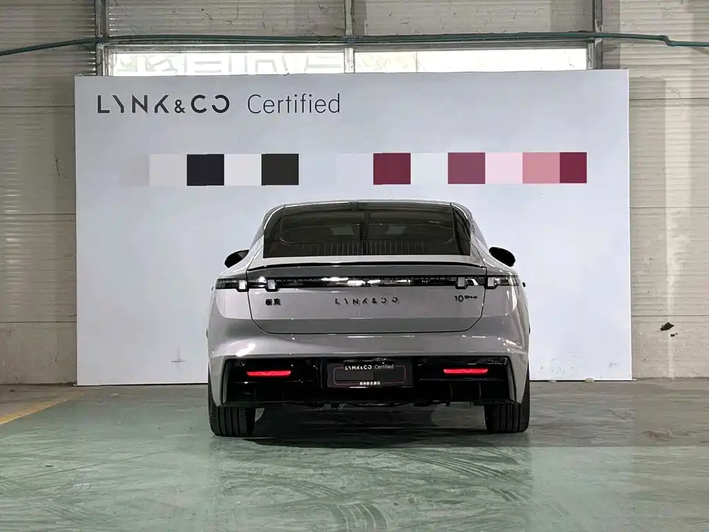 Lynk & Co 10 — миниатюра 10