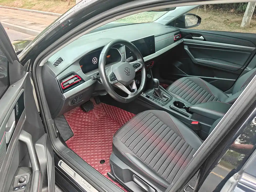 Volkswagen Lavida — миниатюра 6