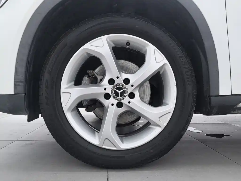 Mercedes-Benz GLA — миниатюра 17