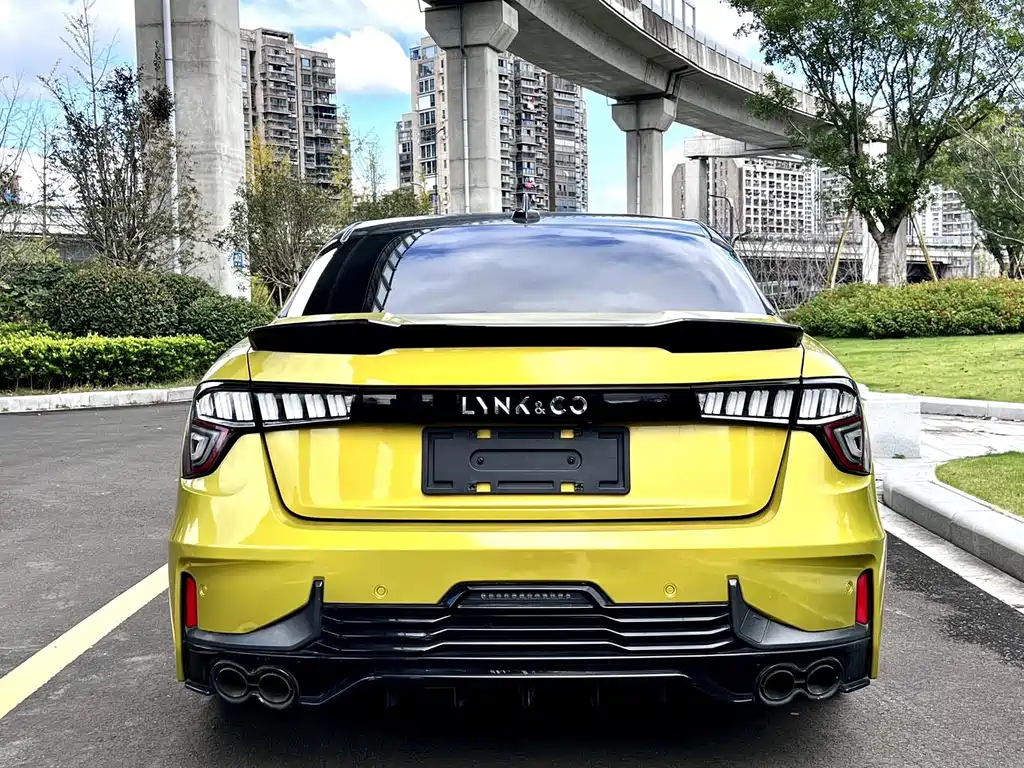 Lynk & Co 03 — миниатюра 10