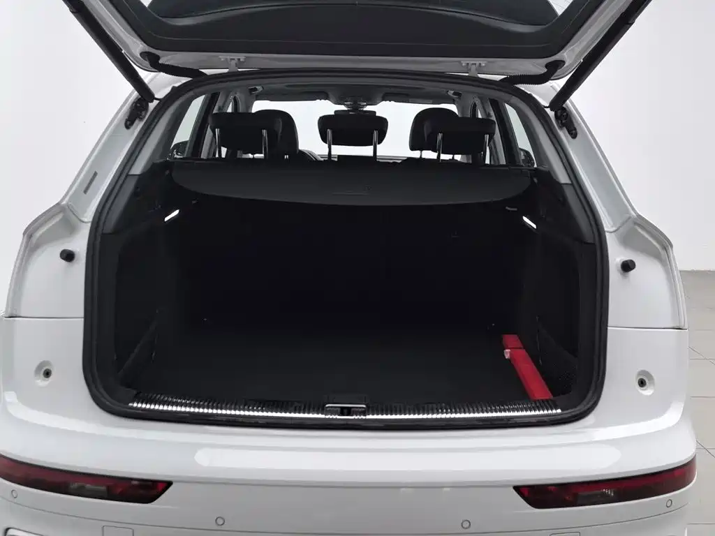 Audi Q5L — миниатюра 16