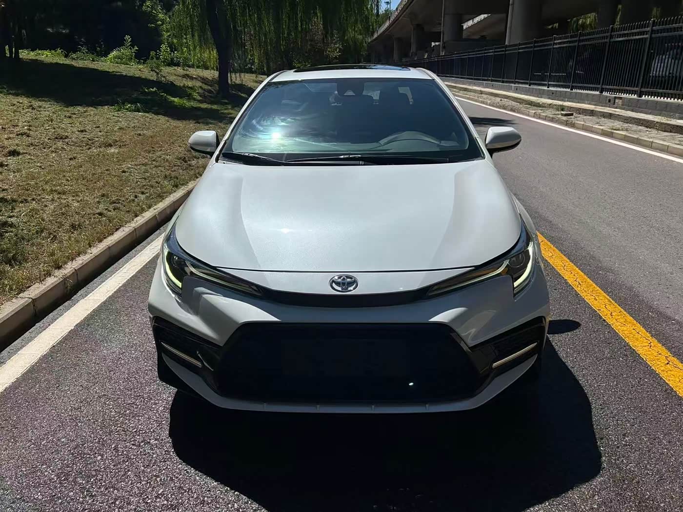 Toyota Levin 1.2 л 2021 г. Белый, пробег 47000 км