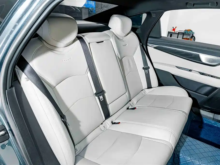 Cadillac CT6 — миниатюра 22