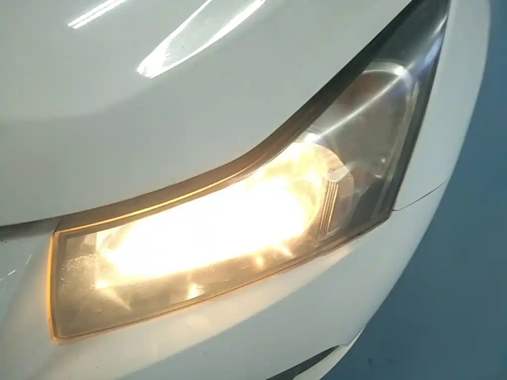 Chevrolet Cruze — миниатюра 24
