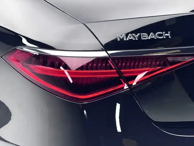 Mercedes-Benz S-Class — миниатюра 13