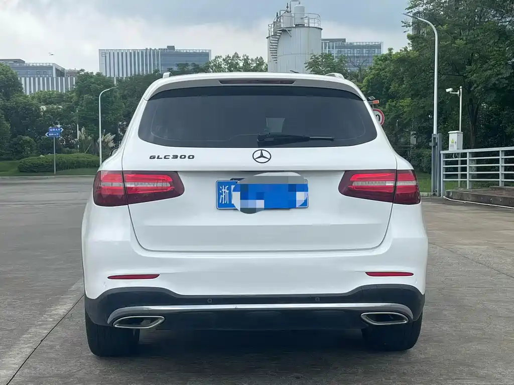 Mercedes-Benz GLC — миниатюра 8