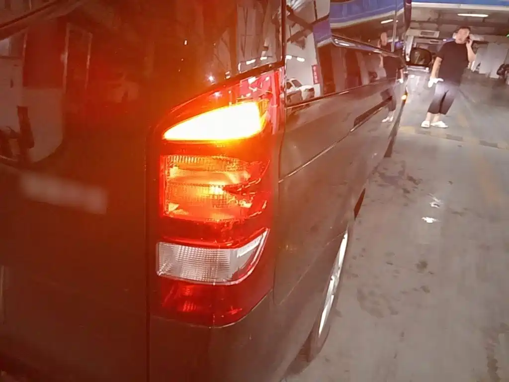 Mercedes-Benz Vito — миниатюра 8
