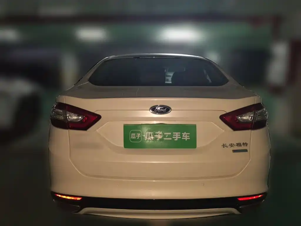Ford Mondeo — миниатюра 5