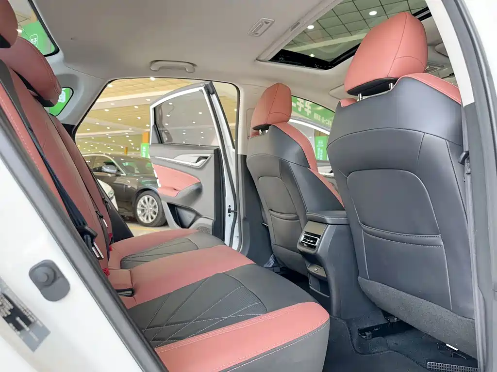 Changan Eado — миниатюра 8