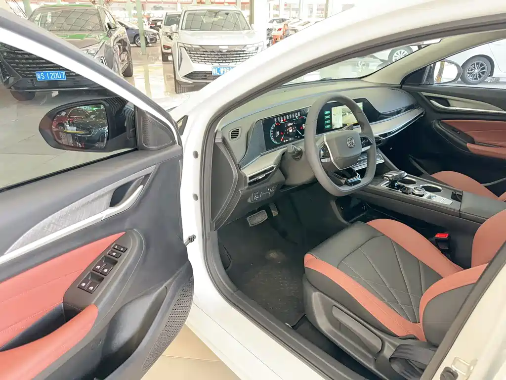 Changan Eado — миниатюра 15