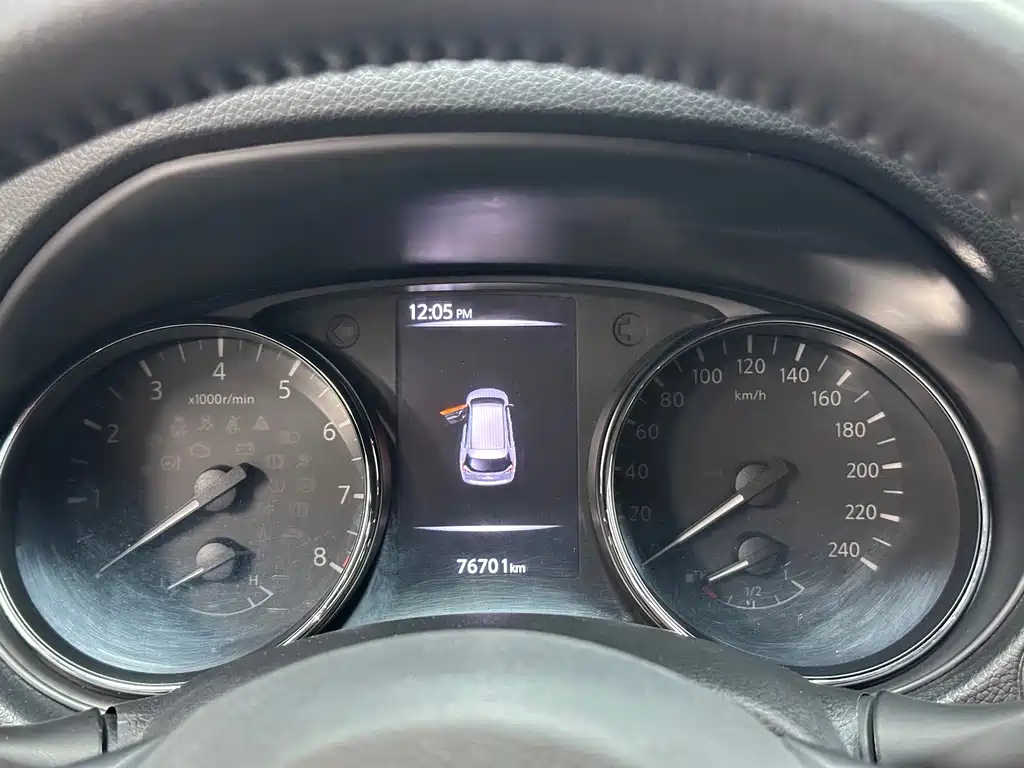 Nissan X-Trail — миниатюра 11