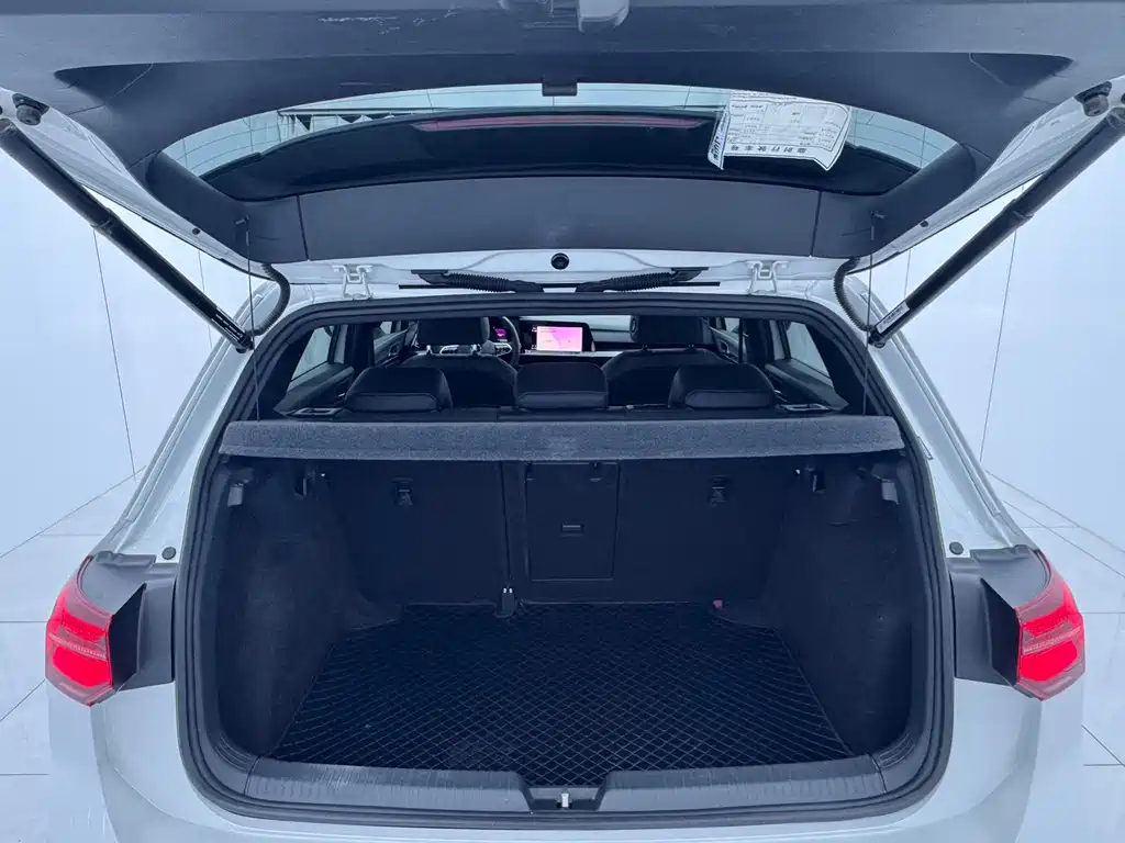 Volkswagen Golf — миниатюра 16