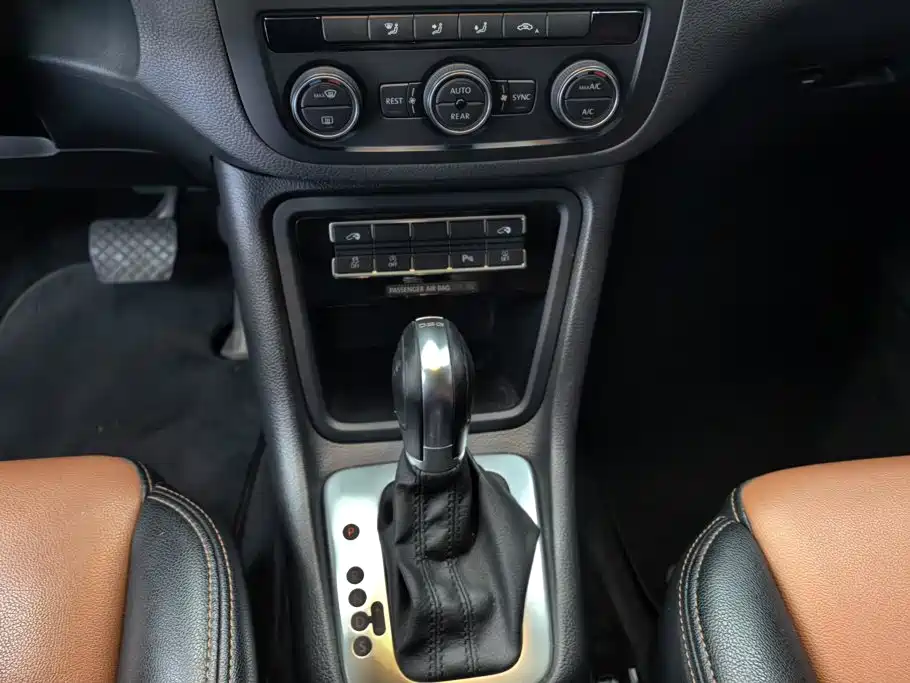 Volkswagen Sharan — миниатюра 16