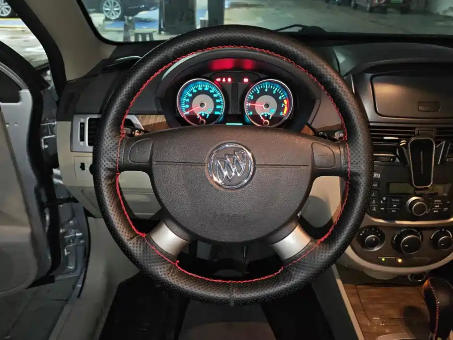 Buick Excelle — миниатюра 15