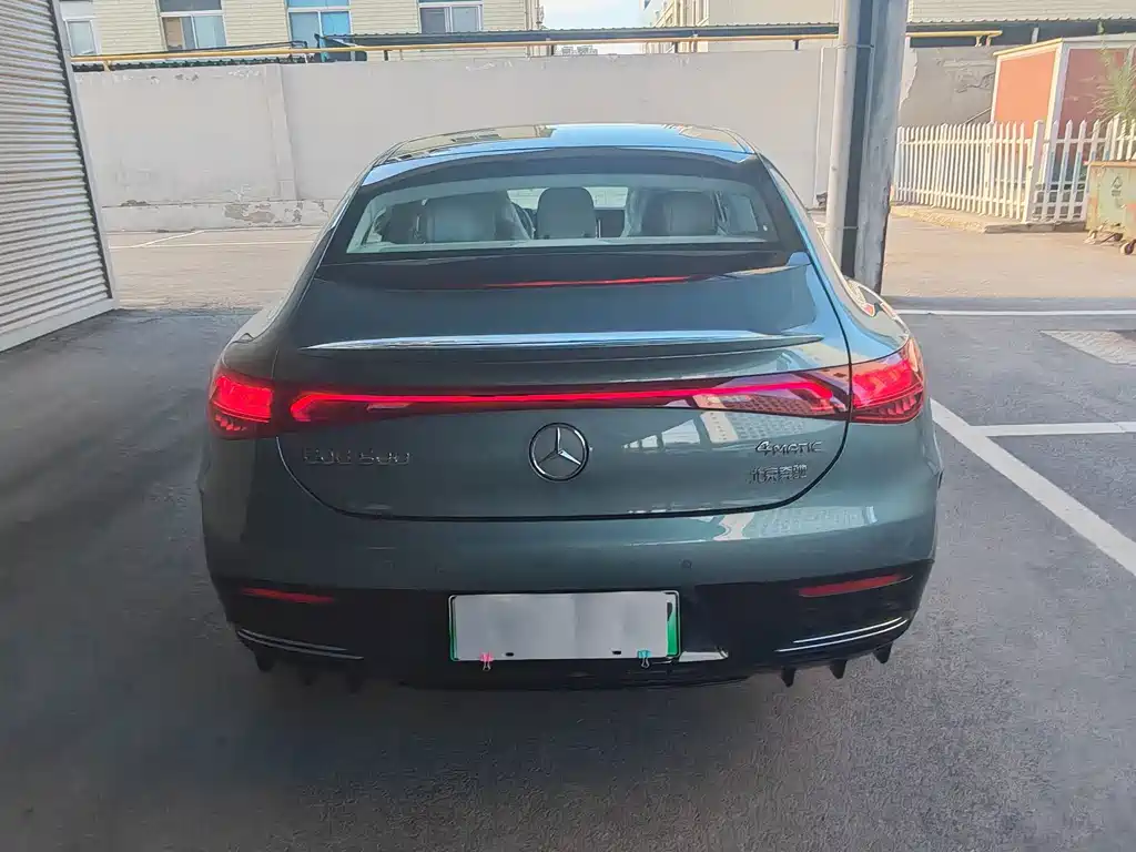 Mercedes-Benz EQE — миниатюра 8