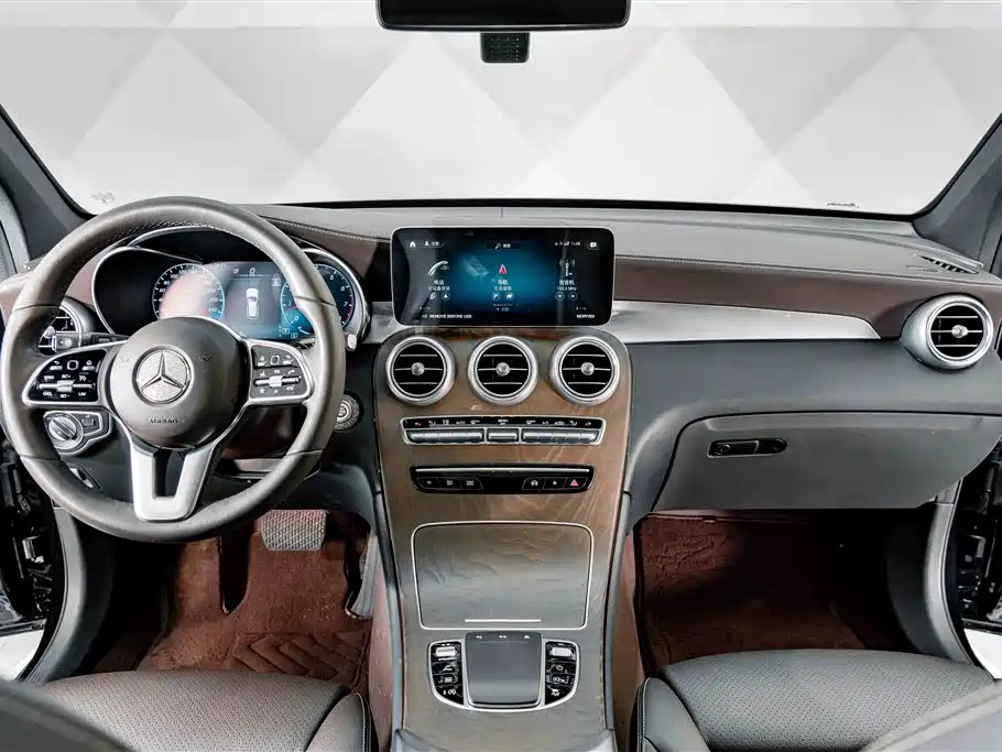 Mercedes-Benz GLC — миниатюра 10