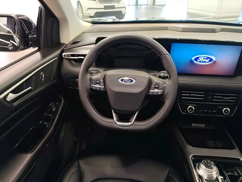 Ford Edge — миниатюра 15