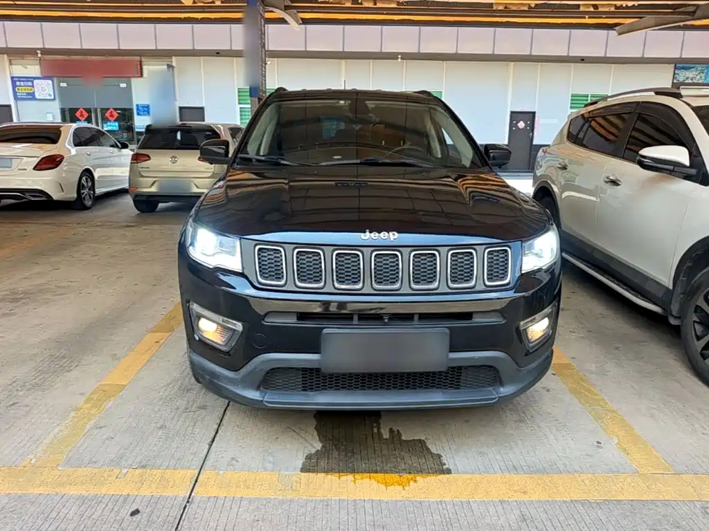 Jeep Compass — миниатюра 3