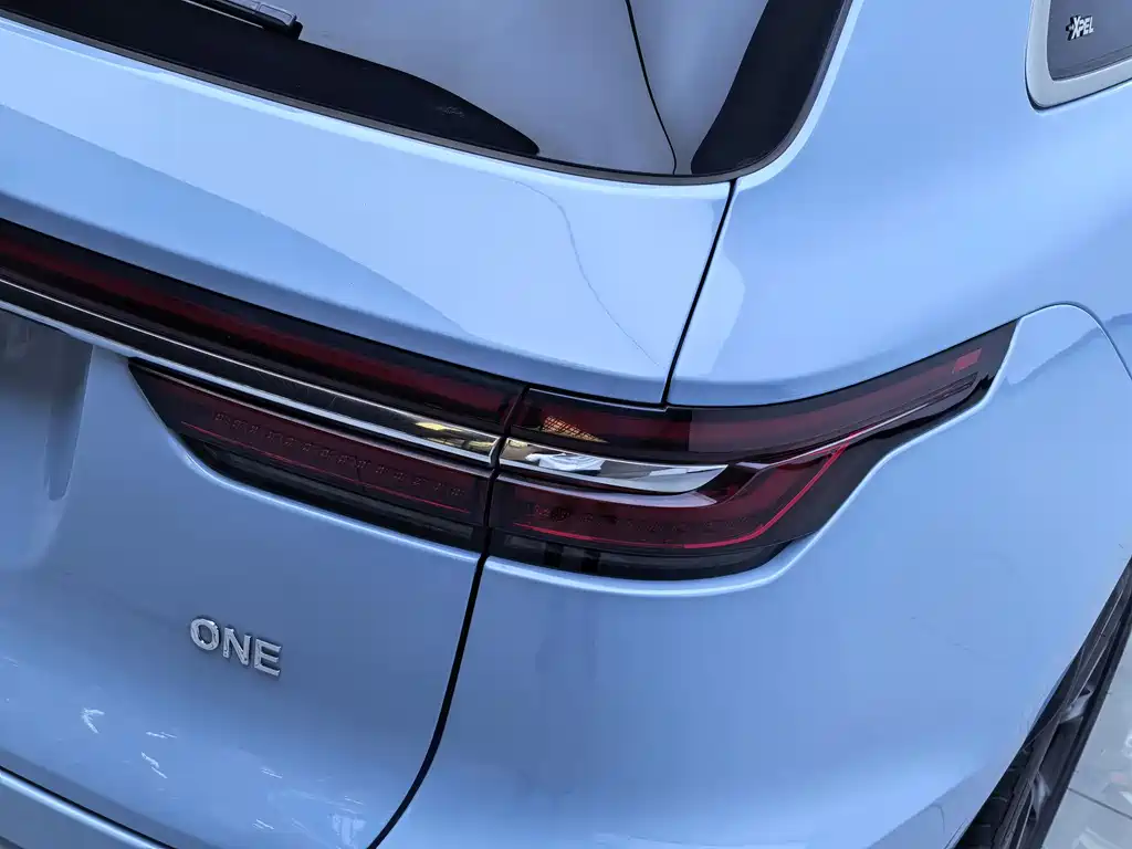 Li Auto ONE 2020 6 мест