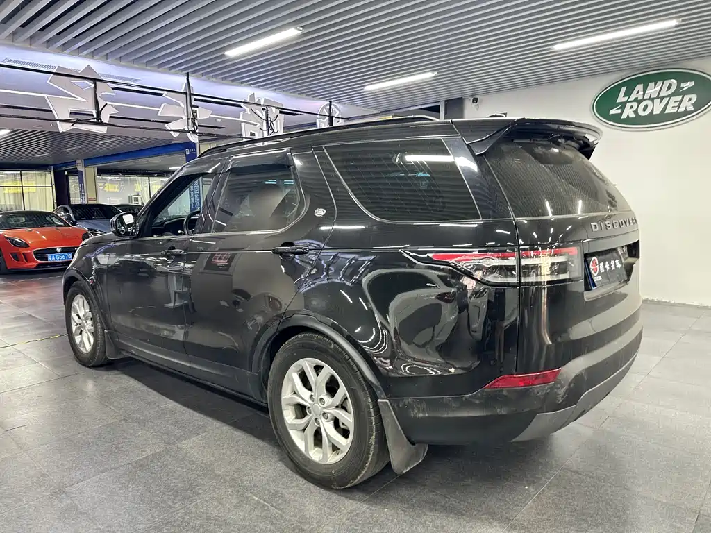 Land Rover Discovery — миниатюра 7
