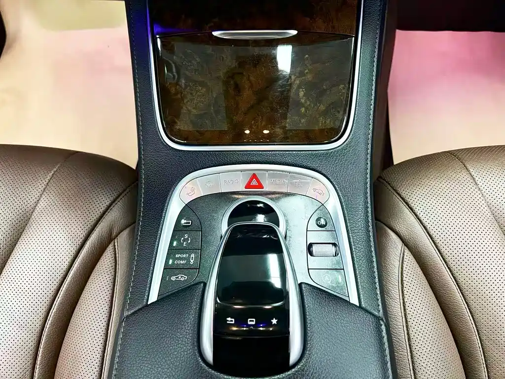 Mercedes-Benz S-Class — миниатюра 15