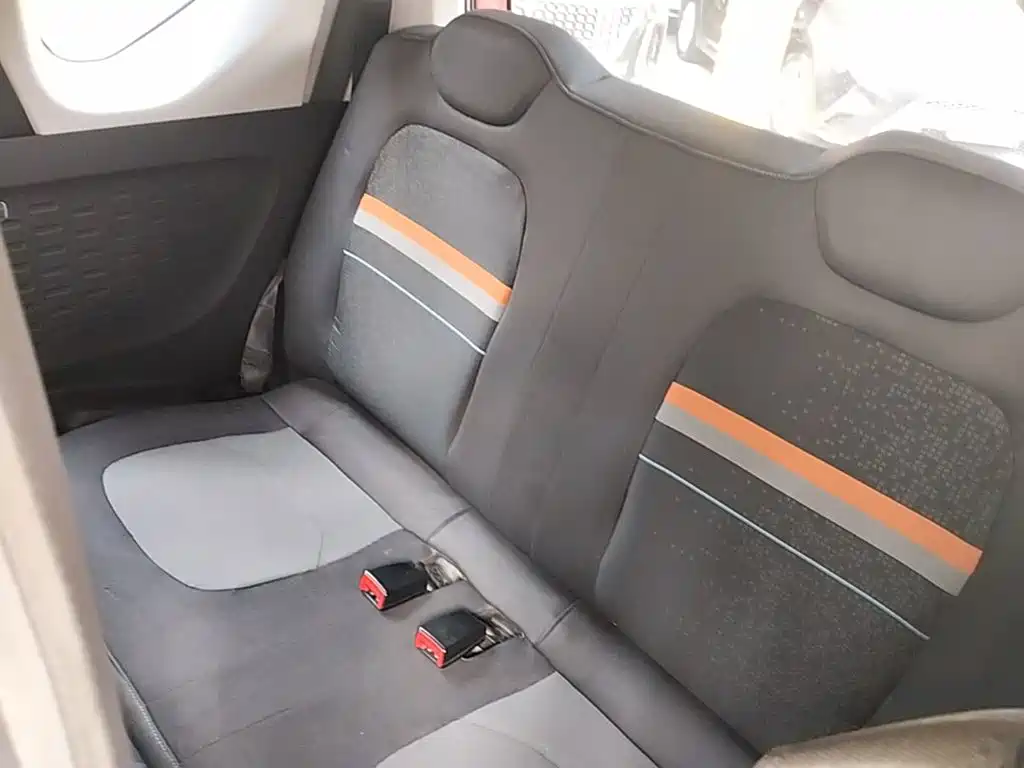 Wuling MINIEV — миниатюра 17