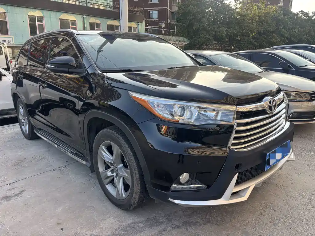 Toyota Highlander — миниатюра 3