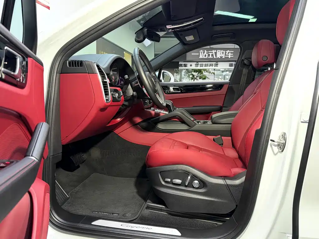 Porsche Cayenne — миниатюра 8
