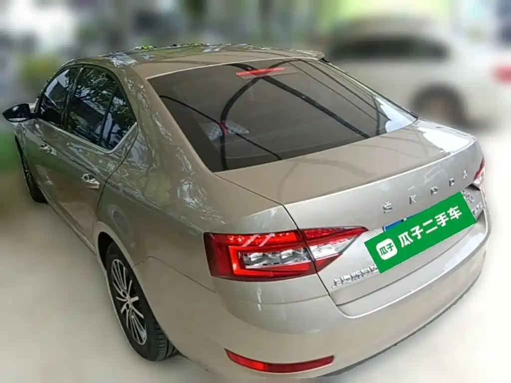 Skoda Octavia — миниатюра 9