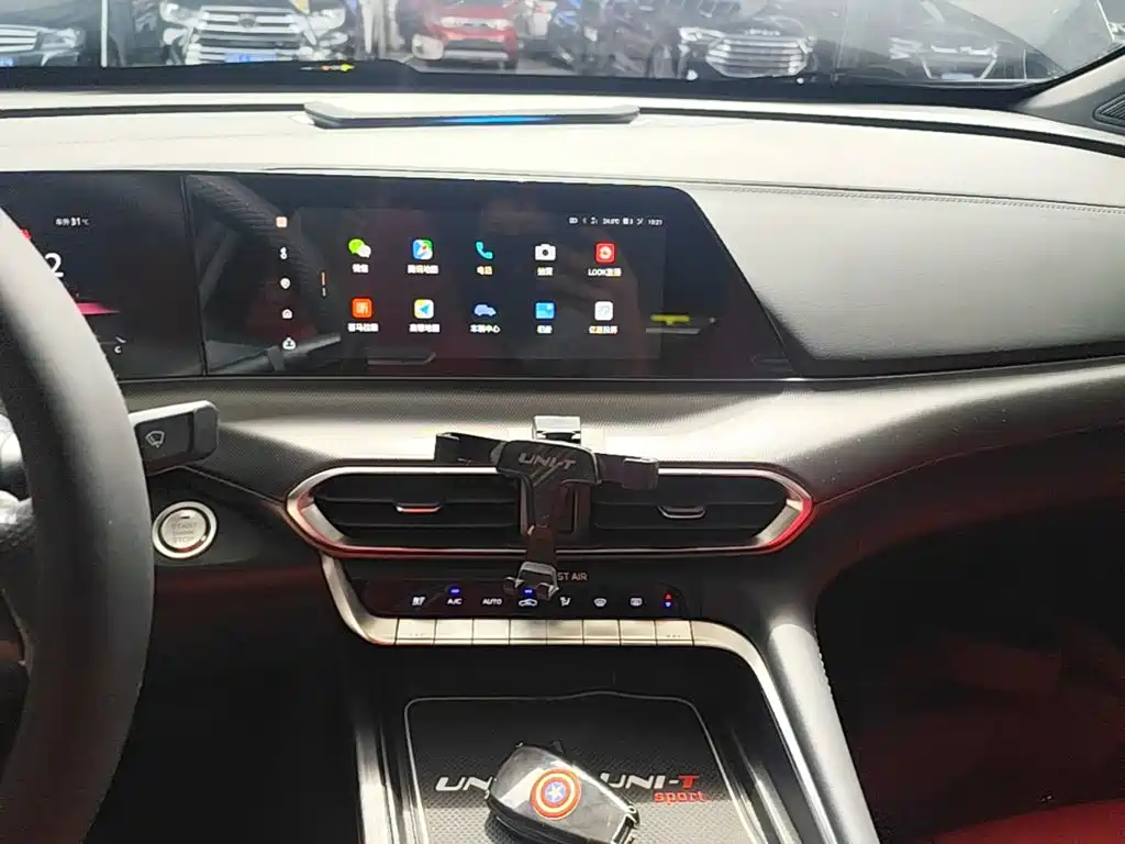 Changan UNI-T — миниатюра 13