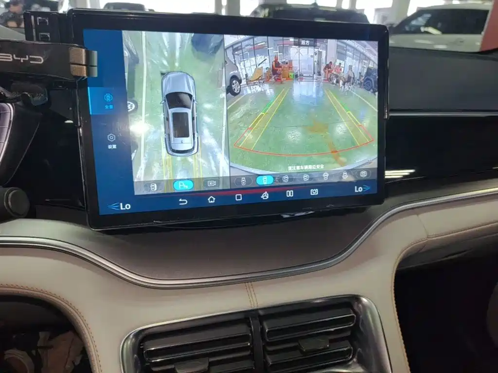 BYD PLUS New Energy — миниатюра 13