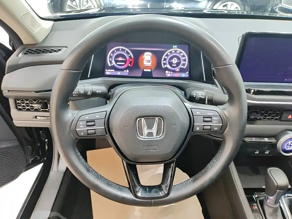 Honda Accord — миниатюра 11