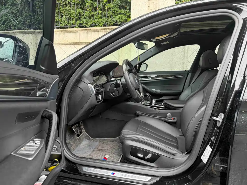 BMW 5 Series 5 2019 525Li M Sport
