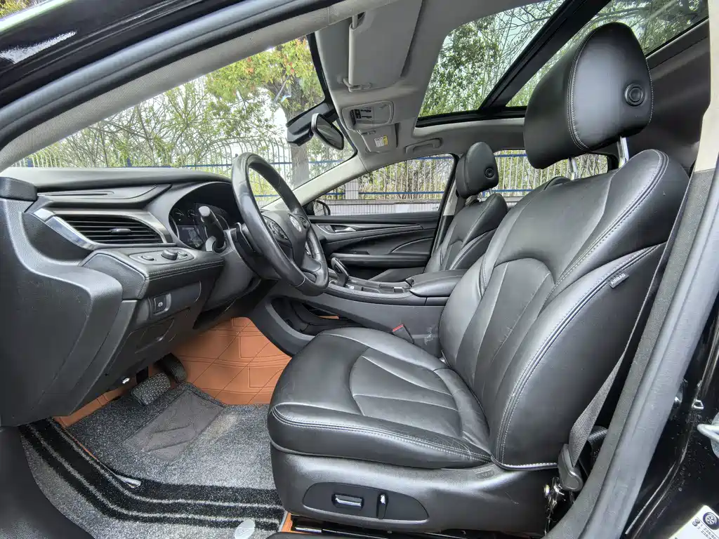 Buick LaCrosse — миниатюра 9