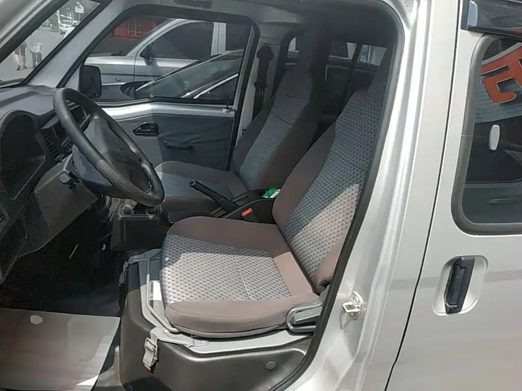 Wuling Zhiguang — миниатюра 15