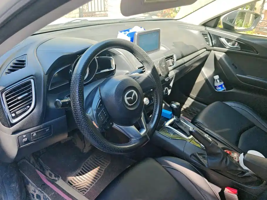 Mazda 3 Axela — миниатюра 15