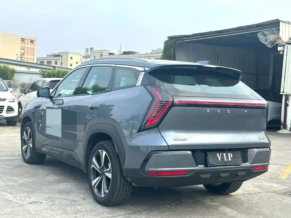 Geely Boyue L — миниатюра 12