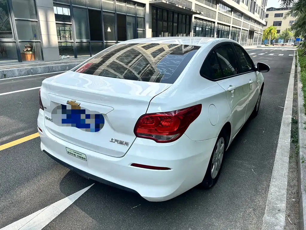 Chevrolet Cavalier — миниатюра 7