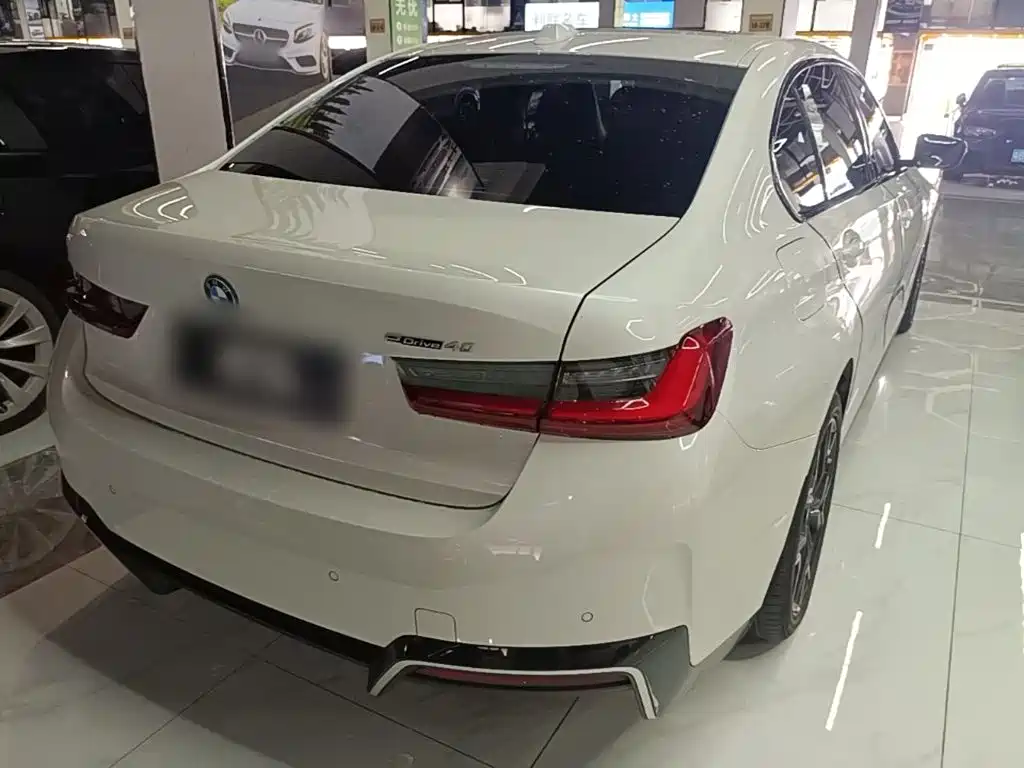 BMW i3 — миниатюра 7