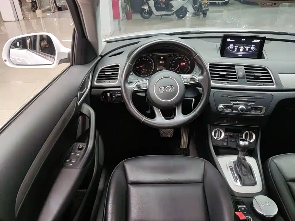 Audi Q3 — миниатюра 11