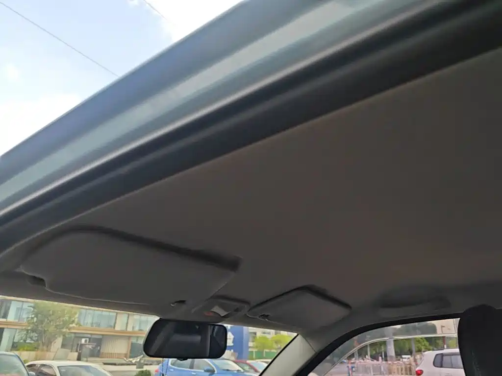 Wuling MINIEV — миниатюра 18