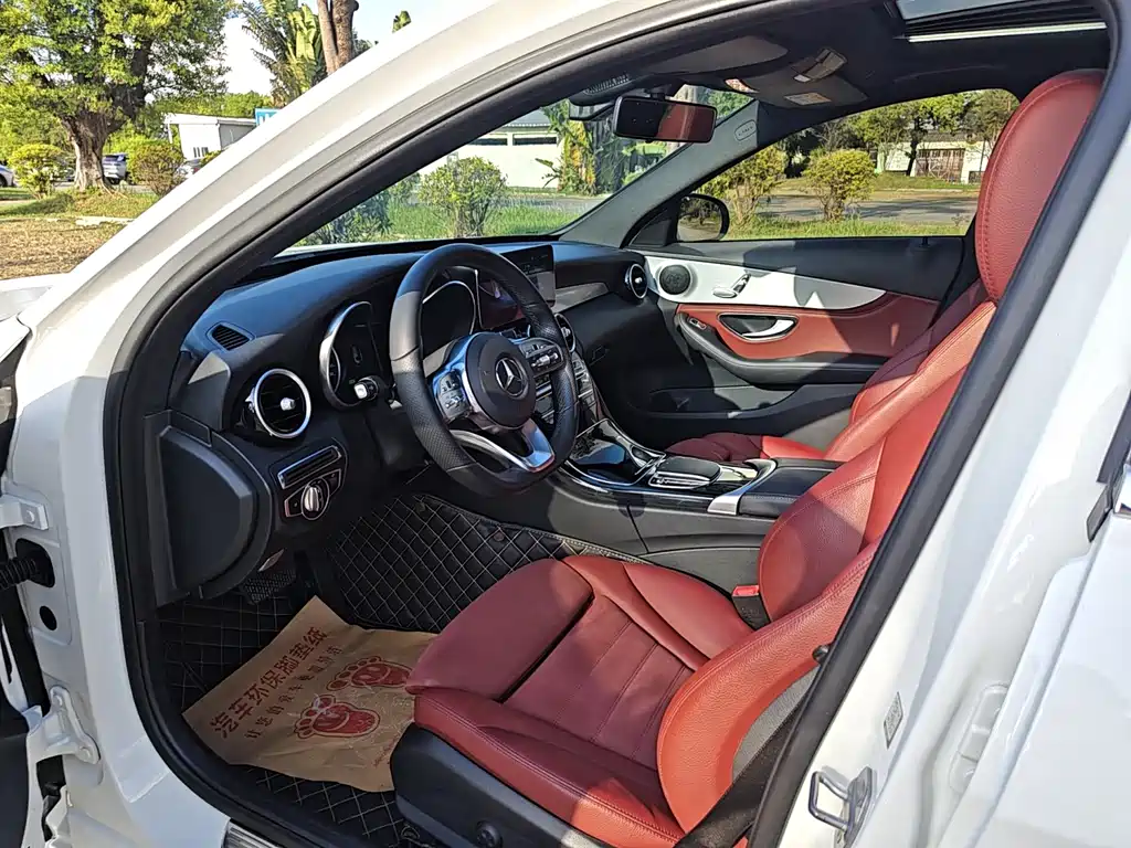 Mercedes-Benz C-Class — миниатюра 6