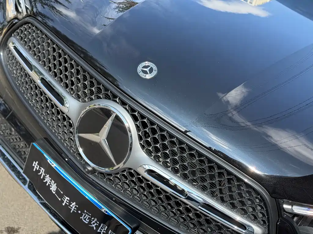Mercedes-Benz GLC — миниатюра 12