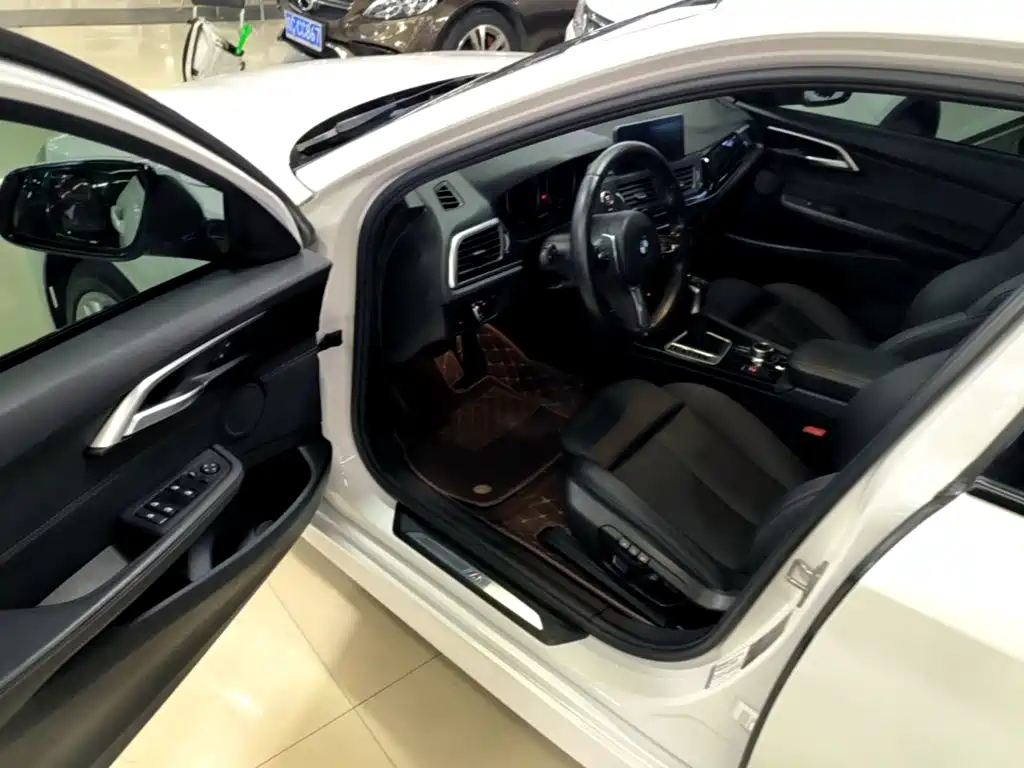 BMW 1 Series — миниатюра 16