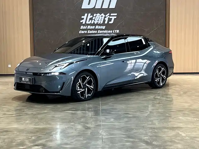 LYNK  &CO. 07 EM P 2024