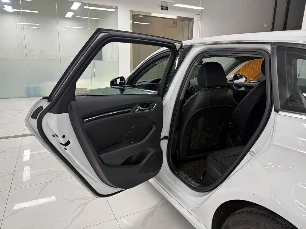 Audi A3 — миниатюра 12